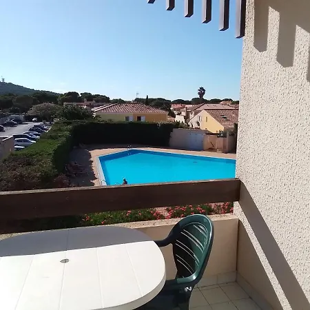 Апартаменти Au Village Naturiste Агд